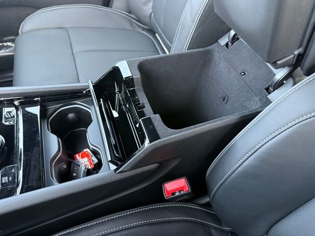 2025 Jeep Grand Cherokee GRAND CHEROKEE L OVERLAND 4X4