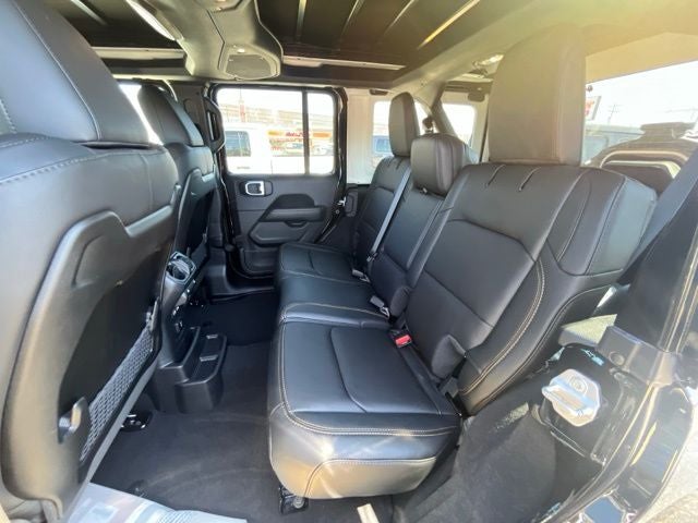 2025 Jeep Wrangler WRANGLER 4-DOOR RUBICON 392