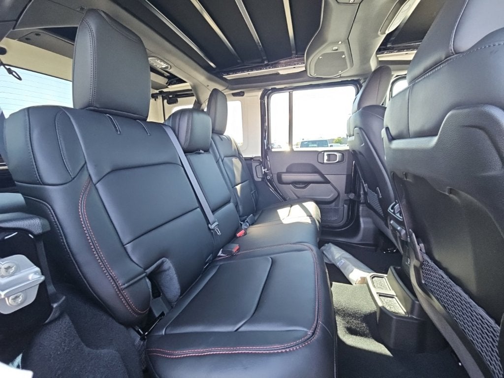 2027 Jeep Wrangler WRANGLER 4-DOOR MOAB
