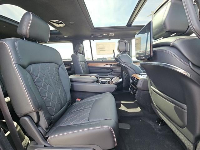 2027 Jeep Grand Wagoneer GRAND WAGONEER LONG WHEELBASE SUMMIT RESERVE 4X4
