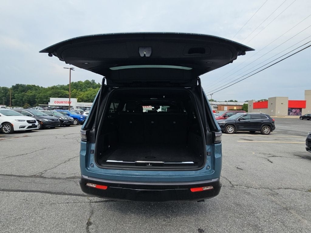 2026 Jeep Grand Wagoneer L GRAND WAGONEER L SUMMIT RESERVE 4X4