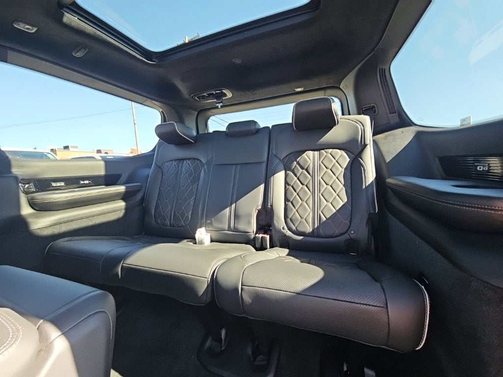 2027 Jeep Grand Wagoneer GRAND WAGONEER SUMMIT RESERVE 4X4
