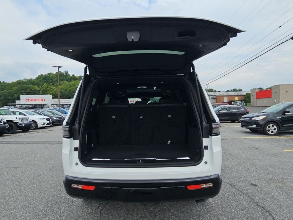 2026 Jeep Grand Wagoneer GRAND WAGONEER SUMMIT RESERVE 4X4