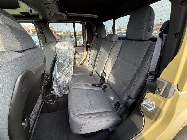 2026 Jeep Gladiator GLADIATOR RUBICON 4X4