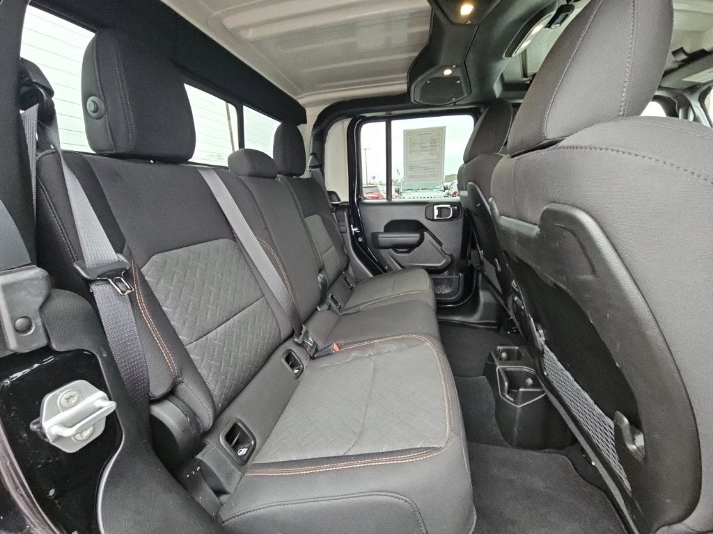 2026 Jeep Gladiator Mojave 4x4
