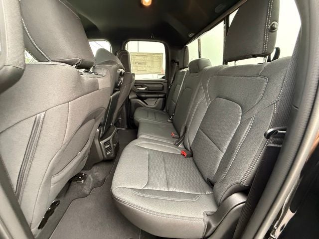 2025 RAM Ram 1500 RAM 1500 TRADESMAN QUAD CAB 4X4 6'4' BOX