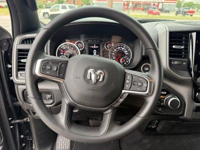 2025 RAM Ram 1500 RAM 1500 TRADESMAN QUAD CAB 4X4 6'4' BOX