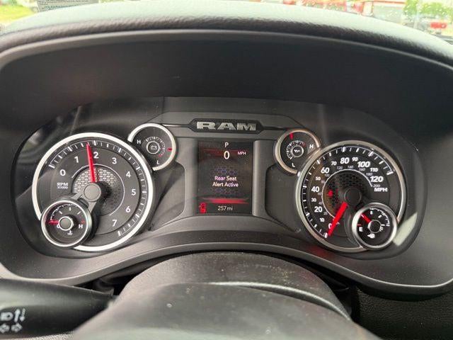 2025 RAM Ram 1500 RAM 1500 TRADESMAN QUAD CAB 4X4 6'4' BOX