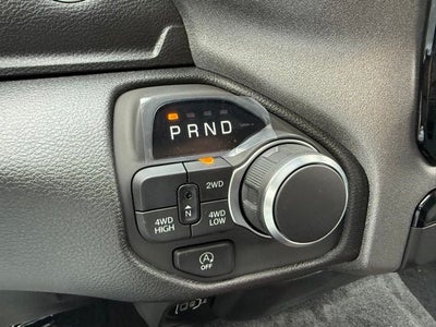 2025 RAM Ram 1500 RAM 1500 TRADESMAN QUAD CAB 4X4 6'4' BOX