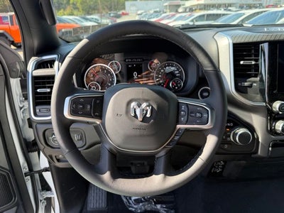 2025 RAM Ram 1500 RAM 1500 BIG HORN CREW CAB 4X4 5'7' BOX