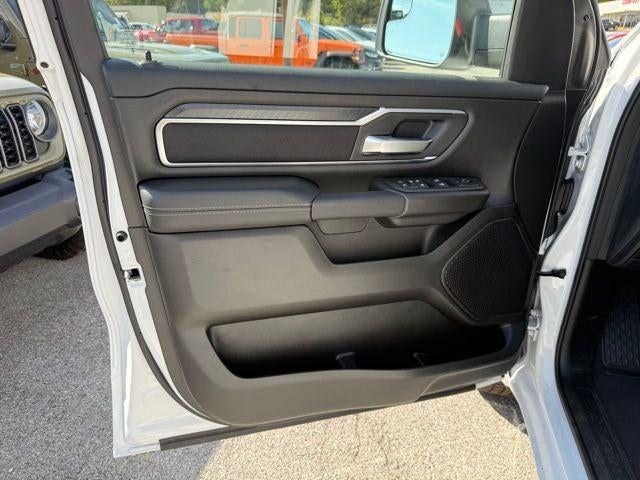 2025 RAM Ram 1500 RAM 1500 BIG HORN CREW CAB 4X4 5'7' BOX