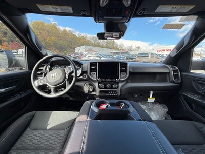 2025 RAM Ram 1500 RAM 1500 TRADESMAN CREW CAB 4X4 5'7' BOX