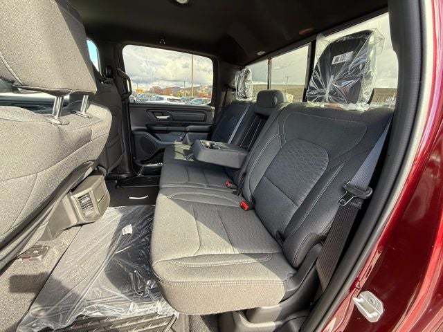 2025 RAM Ram 1500 RAM 1500 TRADESMAN CREW CAB 4X4 5'7' BOX