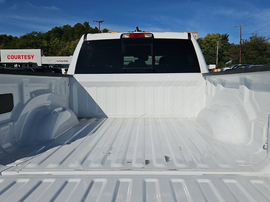 2026 RAM 1500 Big Horn Crew Cab 4x4 5'7' Box