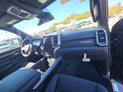 2027 RAM Ram 1500 RAM 1500 BIG HORN CREW CAB 4X4 5'7' BOX