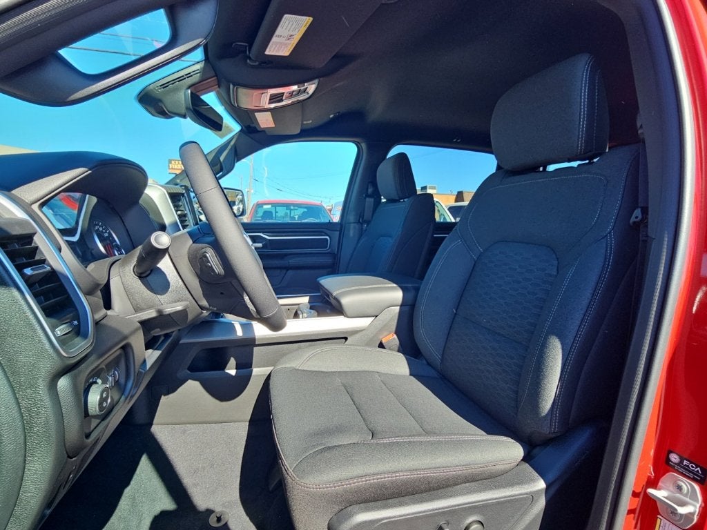 2027 RAM Ram 1500 RAM 1500 BIG HORN CREW CAB 4X4 5'7' BOX