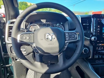 2027 RAM Ram 1500 RAM 1500 BIG HORN CREW CAB 4X4 5'7' BOX