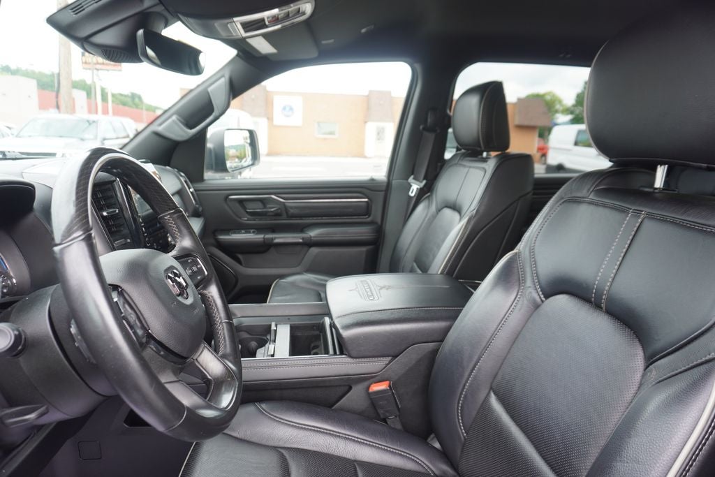 2024 RAM 1500 Big Horn Crew Cab 4x4 5'7' Box