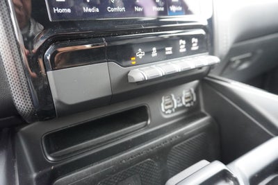 2024 RAM 1500 Big Horn Crew Cab 4x4 5'7' Box