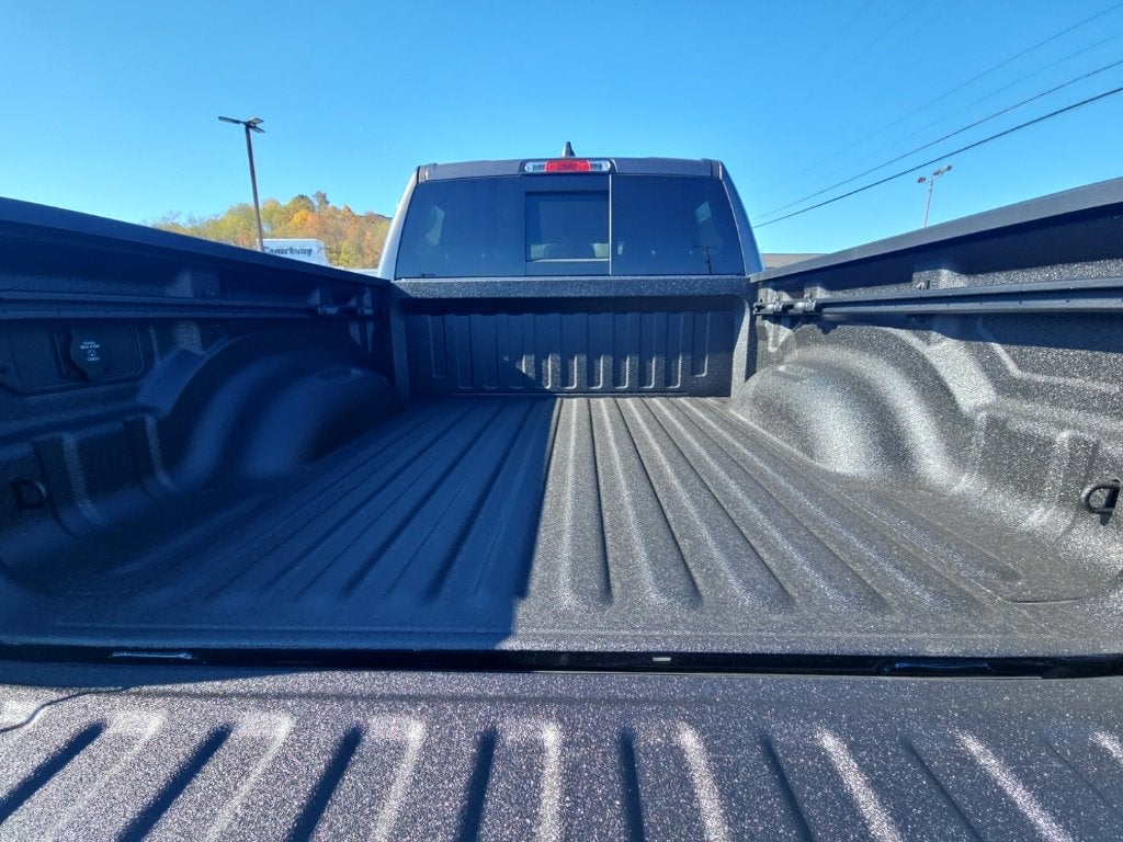 2027 RAM Ram 1500 RAM 1500 BIG HORN CREW CAB 4X4 5'7' BOX