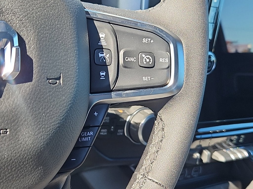 2027 RAM Ram 1500 RAM 1500 BIG HORN CREW CAB 4X4 5'7' BOX