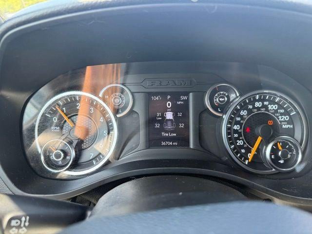 2021 RAM 1500 Big Horn Crew Cab 4x4 5'7' Box