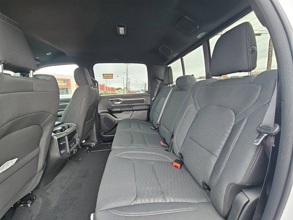 2027 RAM Ram 1500 RAM 1500 BIG HORN CREW CAB 4X4 5'7' BOX