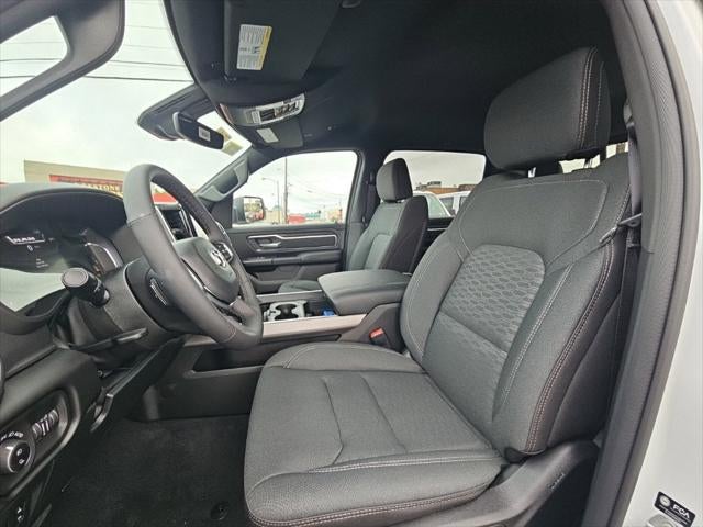 2027 RAM Ram 1500 RAM 1500 BIG HORN CREW CAB 4X4 5'7' BOX