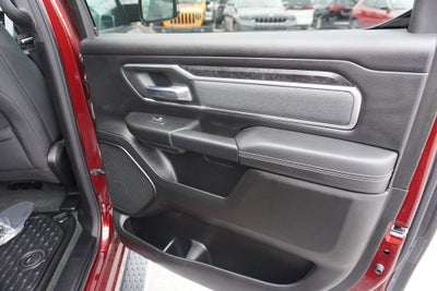 2022 RAM 1500 Big Horn Crew Cab 4x4 5'7' Box