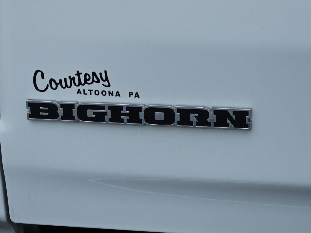 2023 RAM 1500 Big Horn Crew Cab 4x4 5'7' Box