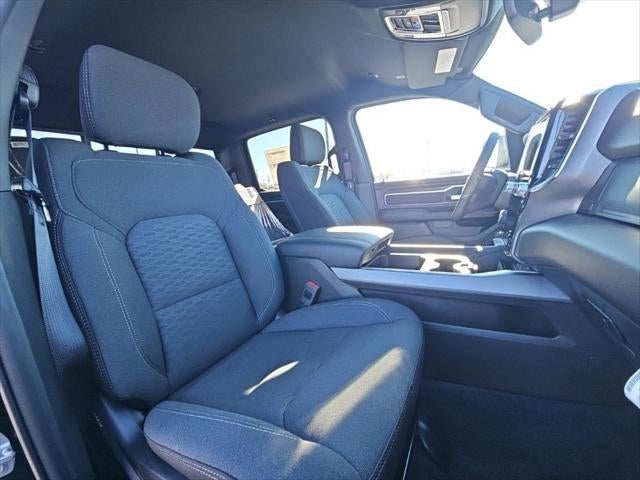 2027 RAM Ram 1500 RAM 1500 BIG HORN CREW CAB 4X4 5'7' BOX