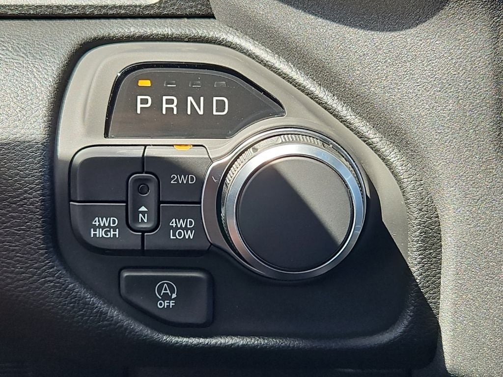 2026 RAM 1500 RAM 1500 TRADESMAN CREW CAB 4X4 5'7' BOX
