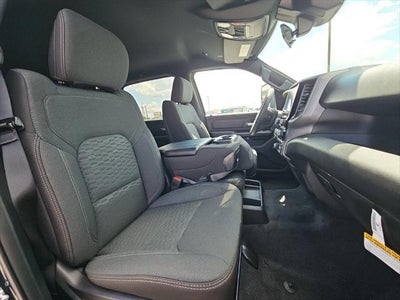 2026 RAM Ram 1500 RAM 1500 TRADESMAN CREW CAB 4X4 5'7' BOX
