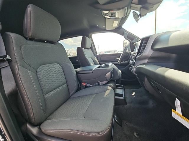 2026 RAM Ram 1500 RAM 1500 TRADESMAN CREW CAB 4X4 5'7' BOX