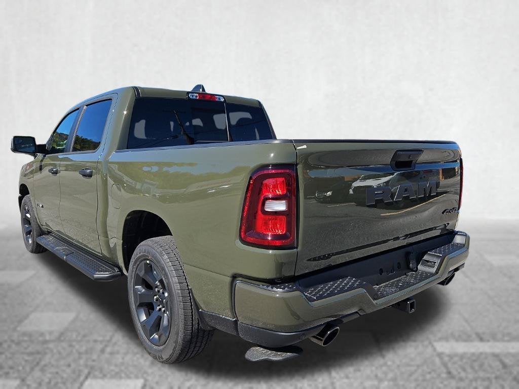 2027 RAM Ram 1500 RAM 1500 EXPRESS CREW CAB 4X4 5'7' BOX
