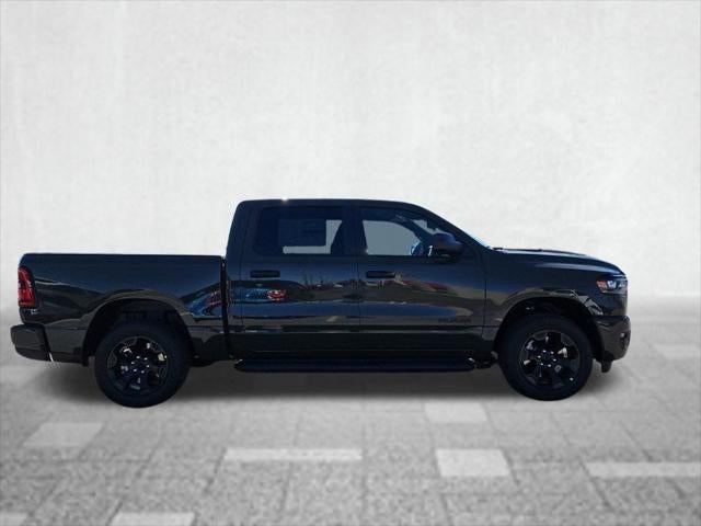 2027 RAM Ram 1500 RAM 1500 EXPRESS CREW CAB 4X4 5'7' BOX
