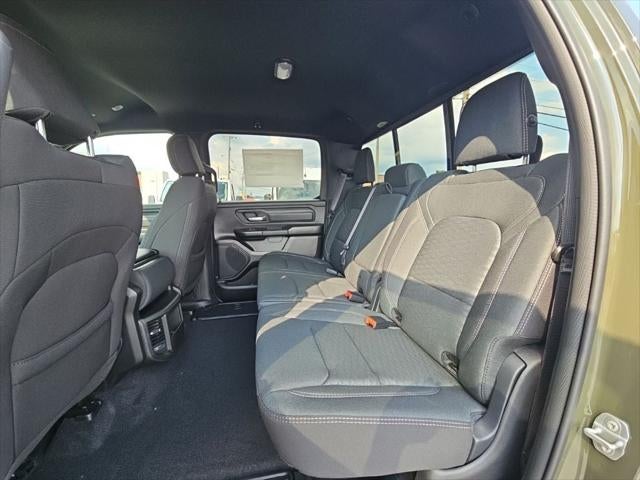 2027 RAM Ram 1500 RAM 1500 WARLOCK CREW CAB 4X4 5'7' BOX