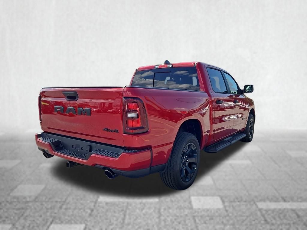 2026 RAM 1500 RAM 1500 EXPRESS CREW CAB 4X4 5'7' BOX