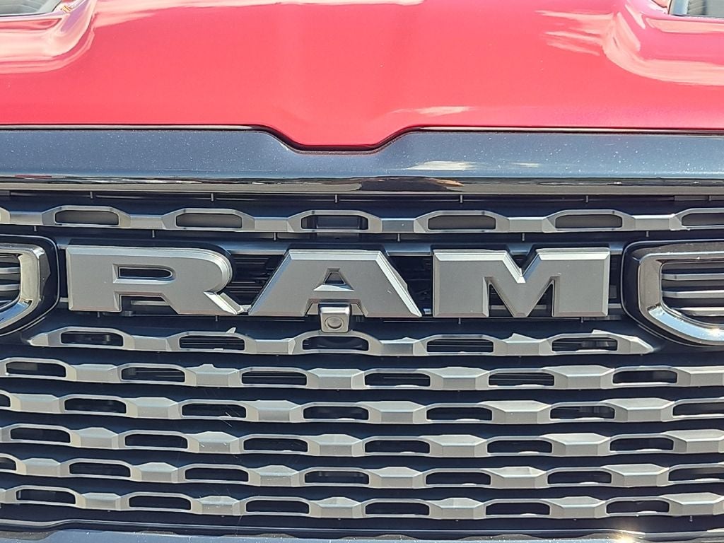 2026 RAM 1500 RAM 1500 EXPRESS CREW CAB 4X4 5'7' BOX