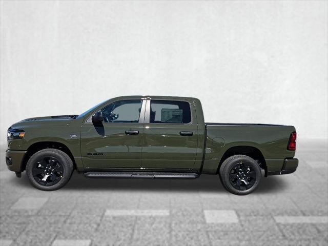 2027 RAM Ram 1500 RAM 1500 EXPRESS CREW CAB 4X4 5'7' BOX