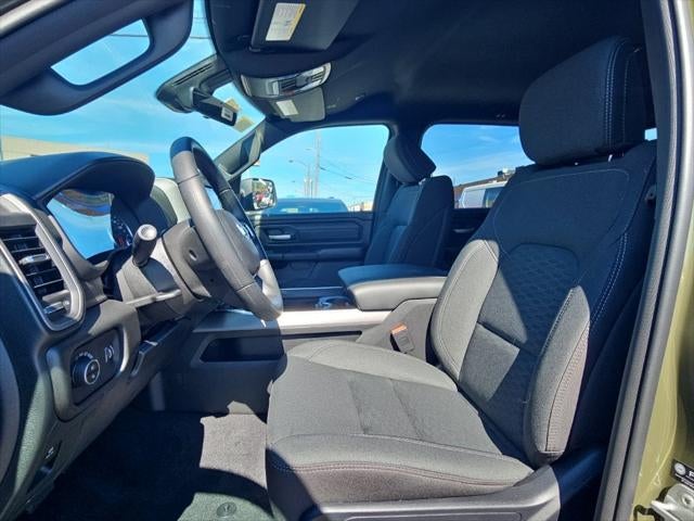 2027 RAM Ram 1500 RAM 1500 EXPRESS CREW CAB 4X4 5'7' BOX
