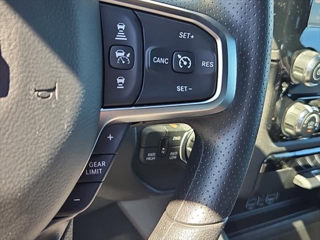 2027 RAM Ram 1500 RAM 1500 EXPRESS CREW CAB 4X4 5'7' BOX
