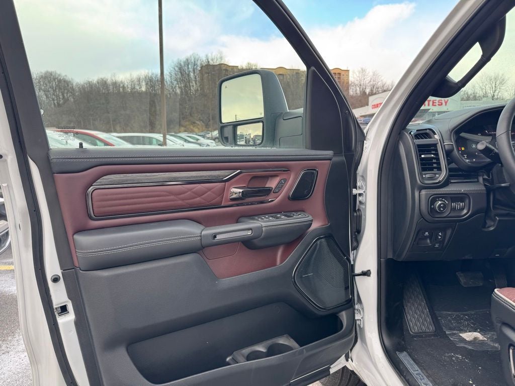 2026 RAM Ram 1500 RAM 1500 LIMITED CREW CAB 4X4 5'7' BOX