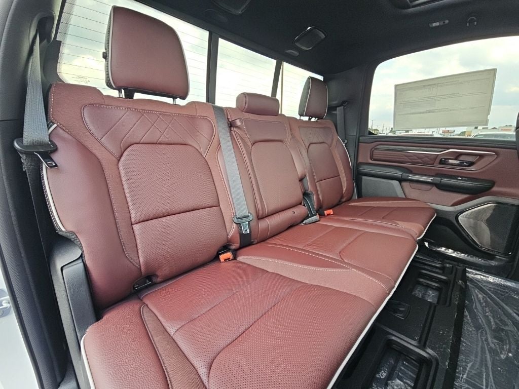 2027 RAM Ram 1500 RAM 1500 LIMITED CREW CAB 4X4 5'7' BOX