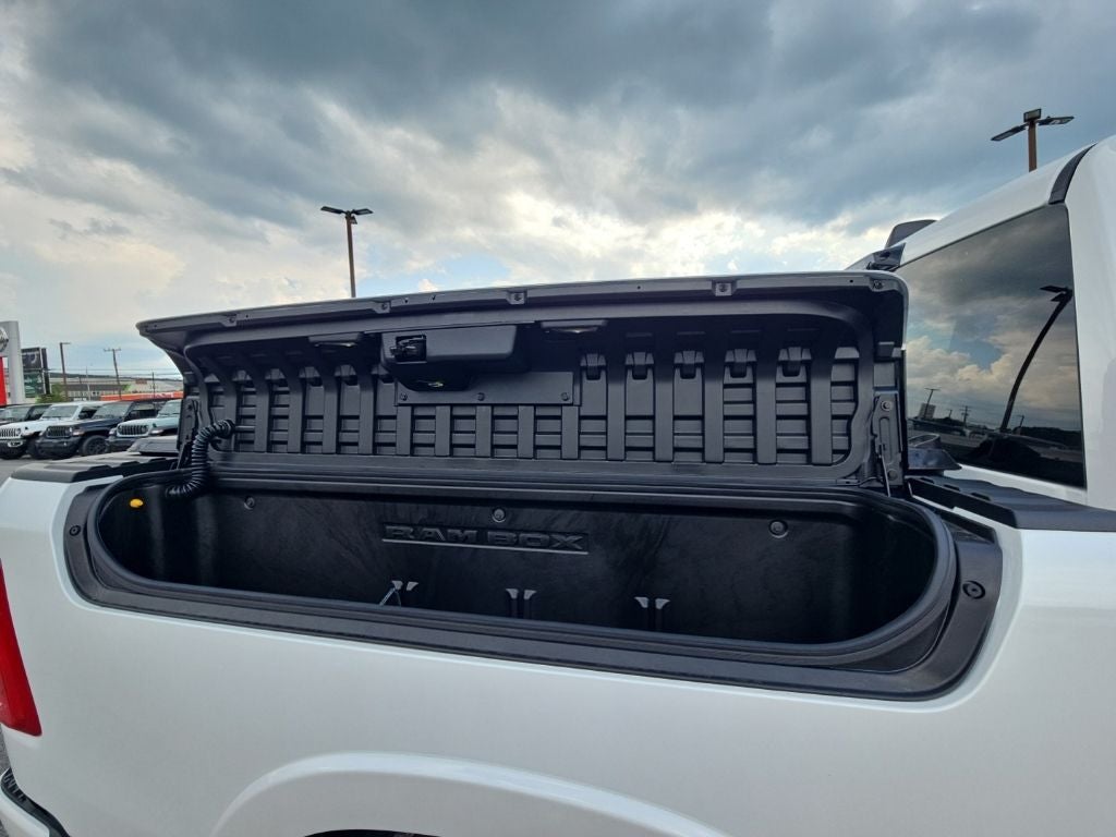 2027 RAM Ram 1500 RAM 1500 LIMITED CREW CAB 4X4 5'7' BOX
