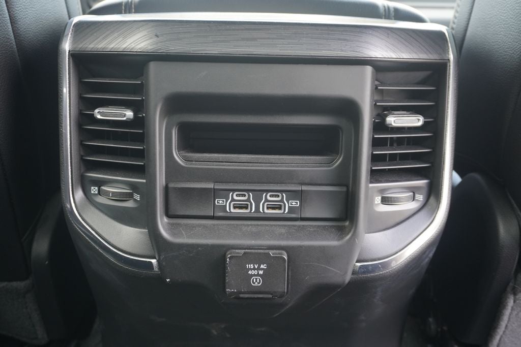 2023 RAM 1500 Laramie Crew Cab 4x4 5'7' Box
