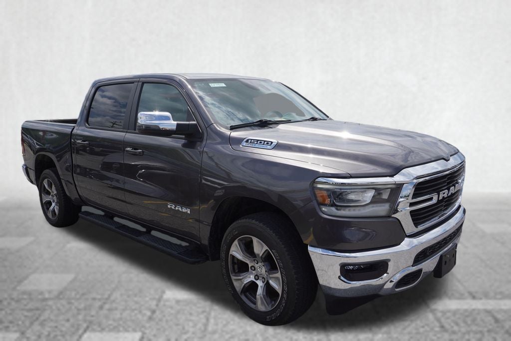 2023 RAM 1500 Laramie Crew Cab 4x4 5'7' Box