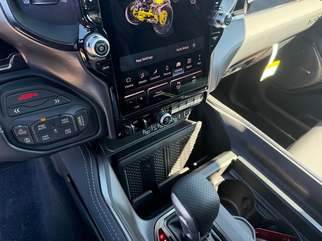 2026 RAM Ram 1500 RAM 1500 RHO CREW CAB 4X4 5'7' BOX