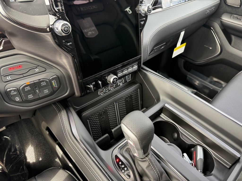 2026 RAM Ram 1500 RAM 1500 RHO CREW CAB 4X4 5'7' BOX