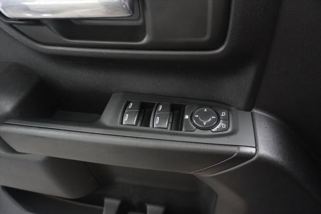 2024 Chevrolet Silverado 1500 4WD Crew Cab Short Bed Custom
